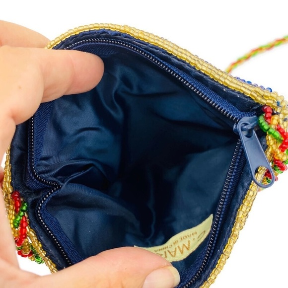 CMarie Holiday Holly Berry Beaded crossbody Bag - Picture 9 of 14